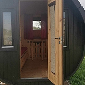 Tonneau 'Le Félin' - habitat insolite - DAMPIERRE-LES-CONFLANS