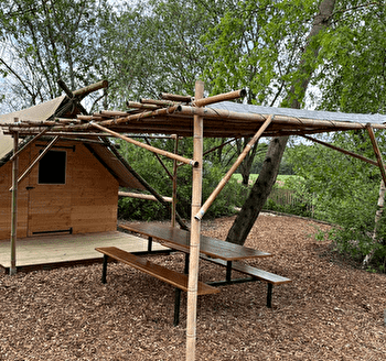 Camp du Père Castor - Tente de trappeurs - SIMARD