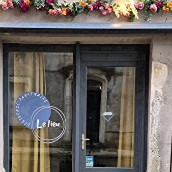 Le Lieu - SAINT-AMOUR