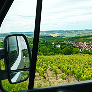 Oenobus Saint-Bris-le-Vineux et Bailly - AUXERRE
