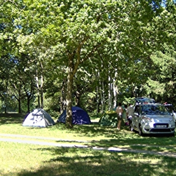 Camping Municipal la Courtillerie - SAINTS-EN-PUISAYE
