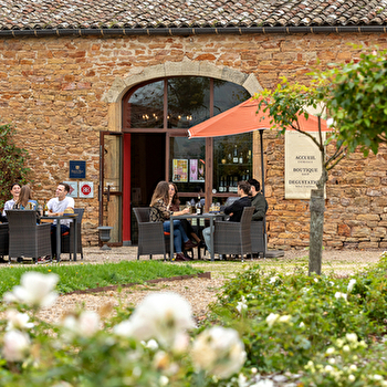 Caveau et boutique du Château de Pierreclos - PIERRECLOS