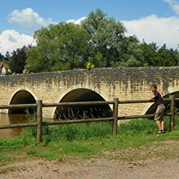 Pont  - CHATEAUNEUF