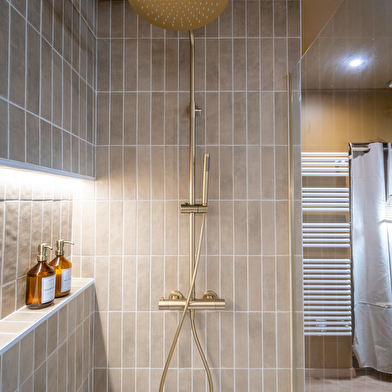 Le Cocon  - Suite romantique avec balnéo 