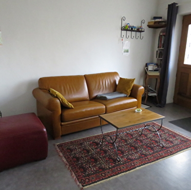 La Petite Maison au bord de la Cure