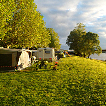 Camping La Clé de Saône - CRECHES-SUR-SAONE