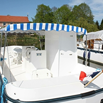 Location de bateau à la journée 'Belisama' - DECIZE