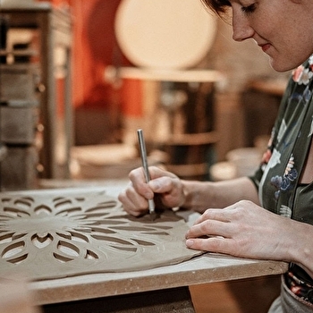 Bricole et Barbotine - Atelier d'expression manuelle - DIJON