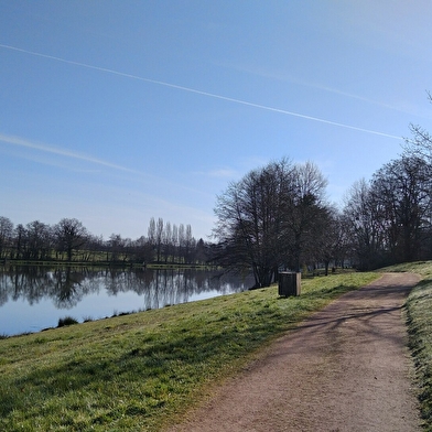 Aire de pique-nique 'Lac du Fourneau'