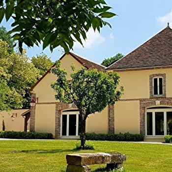Meublé Forêt Tuilerie de Talouan - VILLENEUVE-SUR-YONNE