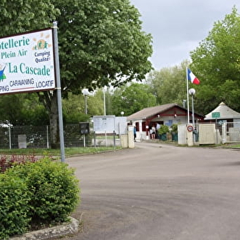 Camping La Cascade - TONNERRE