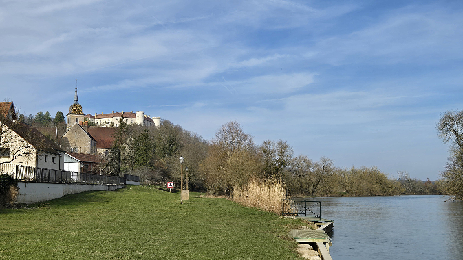 Halte fluviale Ray-sur-Saône