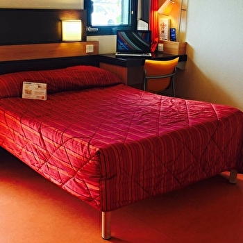 Hôtel Première Classe - VARENNES-VAUZELLES