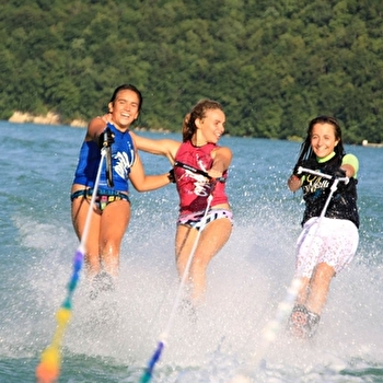 Club motonautique jurassien - LA TOUR-DU-MEIX