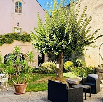 Salon de thé - Hôtel de la Halle - NOLAY