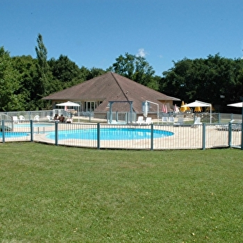 VVF Club Intense Bourgogne - Semur-en-Auxois - LE VAL-LARREY