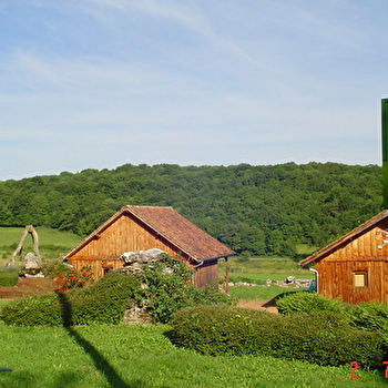 Chalets des Arpents - Chalet rouge - Paule Weiss - TERNANT