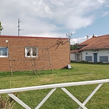 Aire de stationnement pour camping-cars - ANZY-LE-DUC