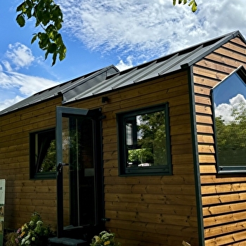 La Tiny Cluny - CLUNY