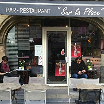 Sur la Place - CHALON-SUR-SAONE