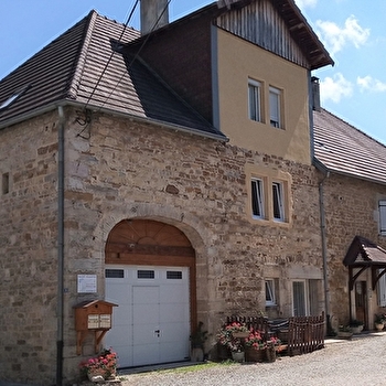 Églantine - VILLETTE-LES-ARBOIS