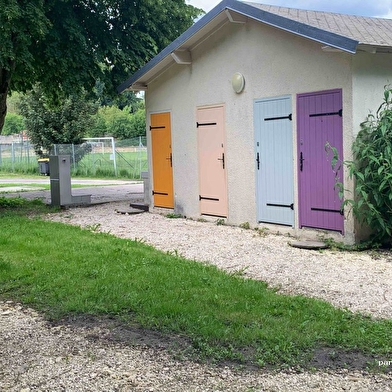 Aire de camping-car d'Entrains sur Nohain