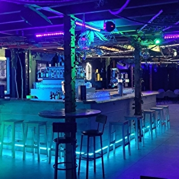 Le Stratagème & le W - LE CREUSOT