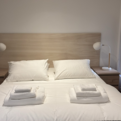 L'abeille du Moulin - L'Heure Bleue