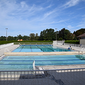 Piscine municipale - SAINT-AMOUR