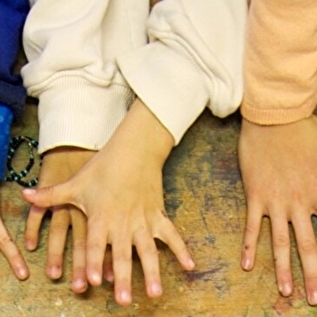  Atelier enfant-parent 'Mains magiques, l'atelier des 6-11 ans' - SAINT-BRISSON