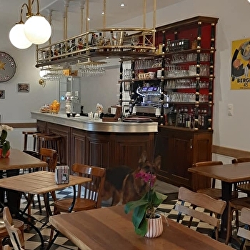 Le café de John - TOURNUS