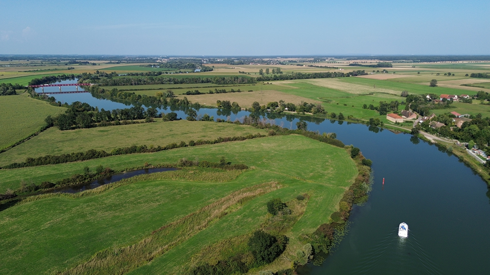 Sentier 'Entre pièces et rivières'