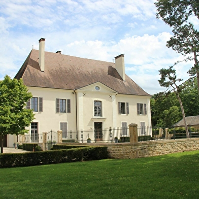 Domaine de l'Abbaye de Maizières - Le Palais Abbatial
