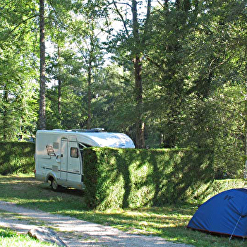 Camping Plage des Settons - MONTSAUCHE-LES-SETTONS