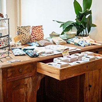 La boutique de l'Office de Tourisme Morvan Sommets & Grands Lacs - B.I.T de Lormes - LORMES