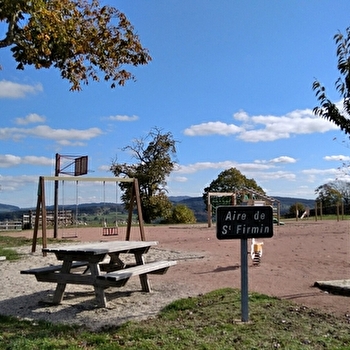 Aire de pique-nique - MARCILLY-LA-GUEURCE