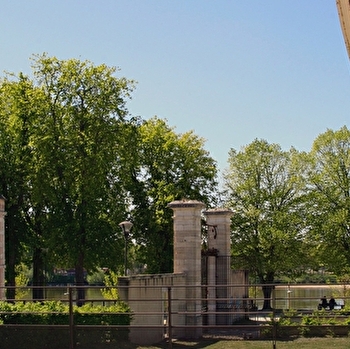 Médiathèque de Cosne - COSNE-COURS-SUR-LOIRE