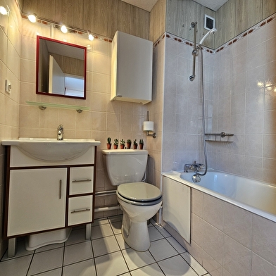 Les Tavaillons - Studio en résidence - R313PIE00