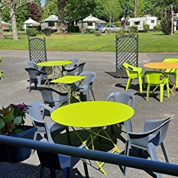 Snack du camping Les Bruyères - LA CLAYETTE