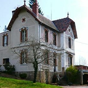 La Maison de Mamie - Strawberry Hill - CHISSEY-EN-MORVAN
