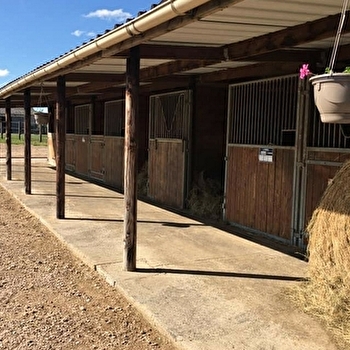 Ecuries KM - SAINT-USUGE