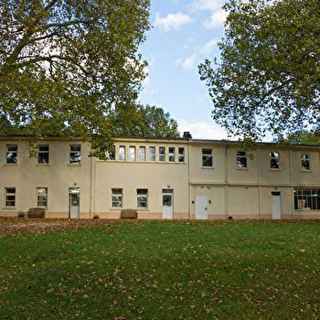 VIVA - Colonie de Vacances - SAINT-FARGEAU