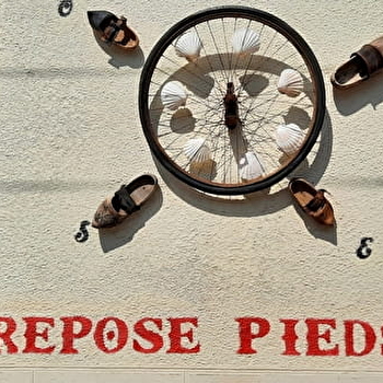 Le repose pieds - SAINT-REVERIEN