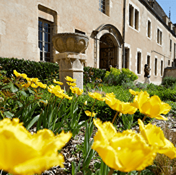 Hôtel-Dieu - Hospices de Beaune
2026 - MOUVEMENT(S)
[ATELIER GUSTATIF] Saveurs du soin - BEAUNE