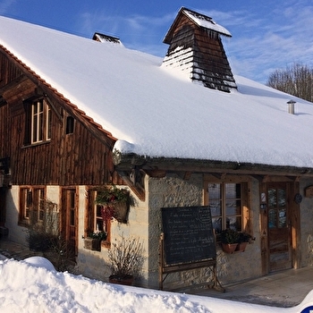 L'Arbre à Chapeaux - GRAND'COMBE-CHATELEU