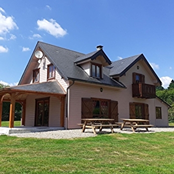 Le chalet rose / glycine - GOULOUX