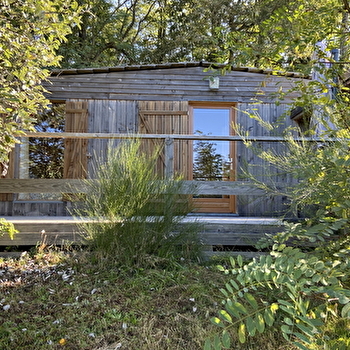 Les Cabanes du Valleron - La cabane 'du Tilleul' - CURTIL-SOUS-BUFFIERES