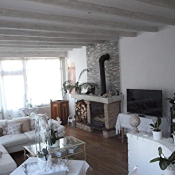 Gîte café de la gare - PONTAILLER-SUR-SAONE