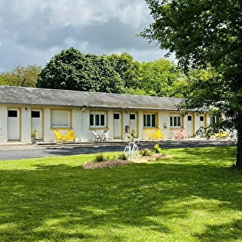 Motel Les Broussailles - MESVES-SUR-LOIRE