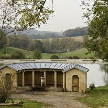 Oeuvre du lavoir de Blessey à Source-Seine - SOURCE-SEINE